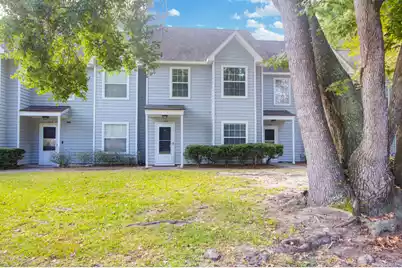 1664 Hunters Run Drive, Mount Pleasant, SC 29464 - Photo 1