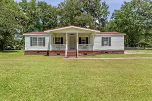 4341 Nelson's Ferry Rd, Summerton, SC 29148 - Photo 1