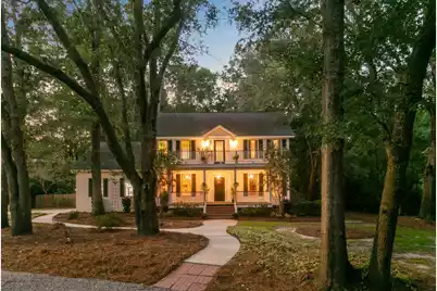 716 Simmons Avenue, Summerville, SC 29483 - Photo 1