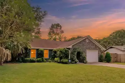 1625 Nantahala Boulevard, Mount Pleasant, SC 29464 - Photo 1