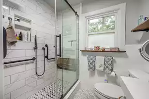 933 Lakeview Dr, Mount Pleasant, SC 29464 - Photo 28