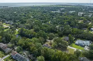 933 Lakeview Dr, Mount Pleasant, SC 29464 - Photo 62