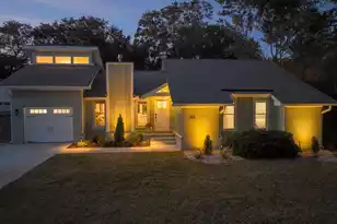 1160 Island View Dr, Mount Pleasant, SC 29464 - Photo 1