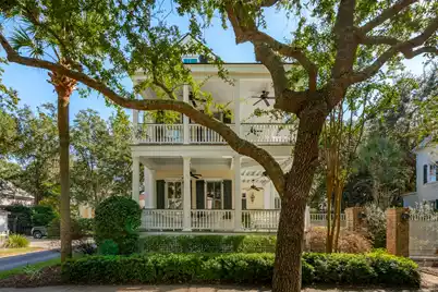 110 Shelmore Boulevard N, Mount Pleasant, SC 29464 - Photo 1