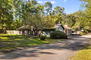 897 Highland Grove Ave, Orangeburg, SC 29115 - Photo 1