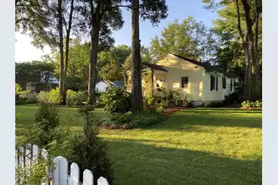 647 Adluh Street, Mount Pleasant, SC 29464 - Photo 1