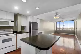 14 Lockwood Dr #4 L, Charleston, SC 29401 - Photo 1