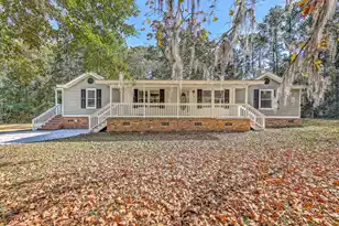 832 Laura Ln, Huger, SC 29450 - Photo 1