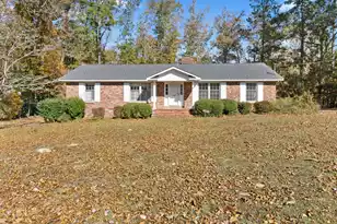 1942 Longwood Dr, Orangeburg, SC 29118 - Photo 1
