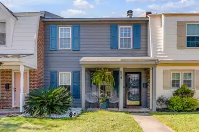 954 Fowler Court #E, Mount Pleasant, SC 29464 - Photo 1