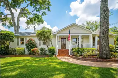 119 Freeman Street, Mount Pleasant, SC 29464 - Photo 1