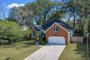 109 Oyster Point Row, Charleston, SC 29412 - Photo 1