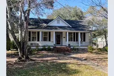227 Church Street N, Manning, SC 29102 - Photo 1