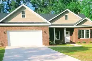 219 Woodberry Dr NE, Orangeburg, SC 29115 - Photo 1
