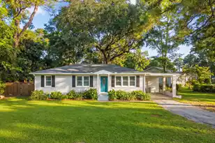 227 Stinson Dr, Charleston, SC 29407 - Photo 1