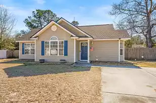 40 Southern Magnolia Dr, Beaufort, SC 29907 - Photo 1