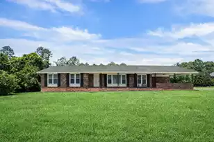 2018 Griffith Dr, Orangeburg, SC 29118 - Photo 1