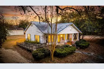 219 Main Street W, Moncks Corner, SC 29461 - Photo 1