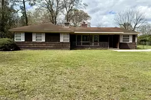 1183 Sawyer St, Orangeburg, SC 29115 - Photo 1