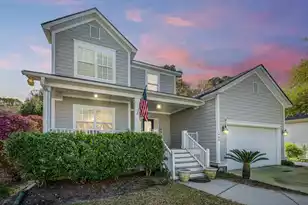 1409 Bloomingdale Ln, Mount Pleasant, SC 29466 - Photo 1