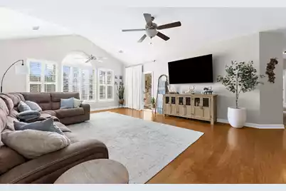 1471 Belcourt Lane, Mount Pleasant, SC 29466 - Photo 1