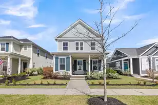 608 Blueway Ave, Summerville, SC 29486 - Photo 1