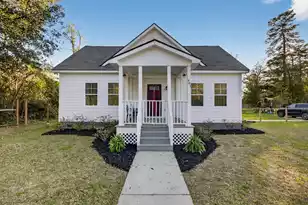 481 Railroad Ave S, Ridgeville, SC 29472 - Photo 1