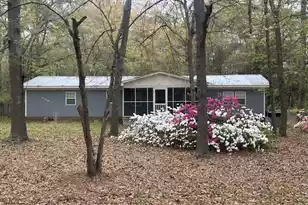 829 Lewis Rd, Sumter, SC 29154 - Photo 1