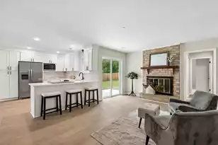 230 Smythe Dr, Summerville, SC 29485 - Photo 2