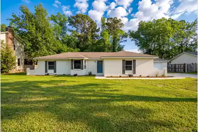 230 Smythe Drive, Summerville, SC 29485 - Photo 1