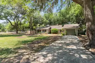 6027 Vaux Rd, Beaufort, SC 29906 - Photo 1