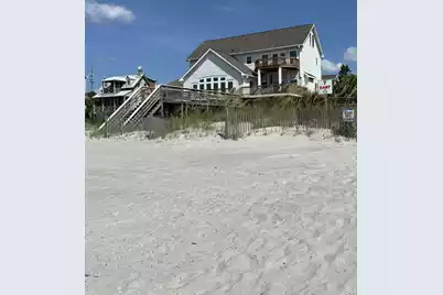 621 Arctic Avenue E, Folly Beach, SC 29439 - Photo 1