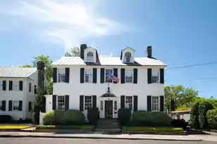 7 Lowndes St, Charleston, SC 29401 - Photo 1