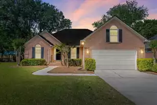 1287 Deep Water Dr, Mount Pleasant, SC 29464 - Photo 1