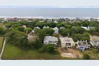 504 Beach Court W, Folly Beach, SC 29439 - Photo 1