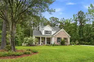 2001 Tacoma Cir, Ridgeville, SC 29472 - Photo 1