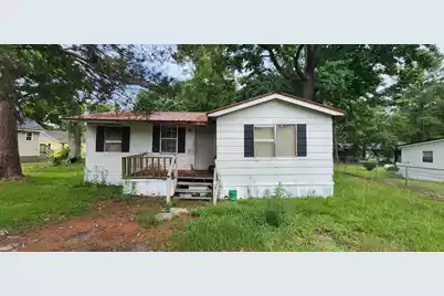 214 Peterson Lane, Manning, SC 29102 - Photo 1