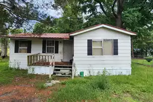 214 Peterson Ln, Manning, SC 29102 - Photo 1