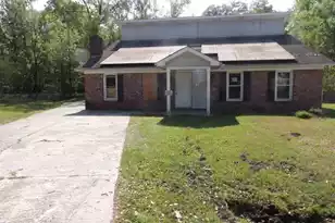 102 Desi Ct, Summerville, SC 29485 - Photo 1