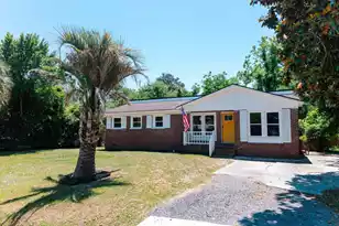 1519 Westway Dr, Charleston, SC 29412 - Photo 1