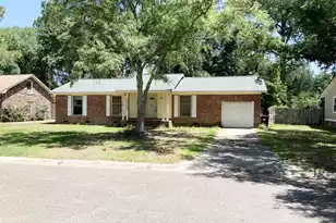 103 Sandtrap Rd, Summerville, SC 29483 - Photo 1