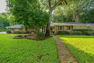 1870 Rugby Ln, Charleston, SC 29407 - Photo 1