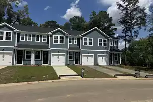 129 Berry Shls Dr, Summerville, SC 29485 - Photo 1