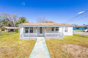 1632 Central Ave, Summerville, SC 29483 - Photo 1