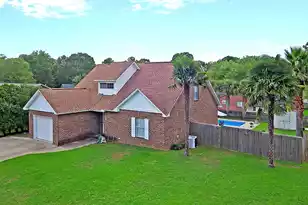 136 Stewart St, Goose Creek, SC 29445 - Photo 1