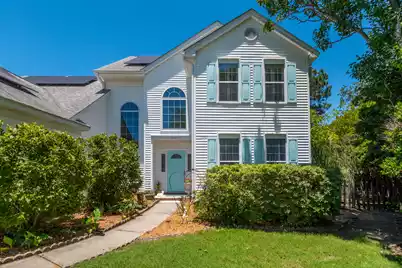 422 Piazza Court S, Mount Pleasant, SC 29464 - Photo 1