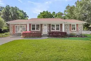 123 Wessex Dr, Goose Creek, SC 29445 - Photo 1