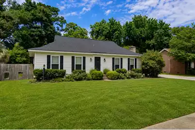 920 Ravenswood Drive, Charleston, SC 29412 - Photo 1