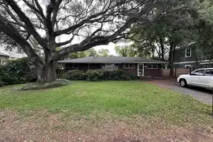 1496 Seminole St, Mount Pleasant, SC 29464 - Photo 1