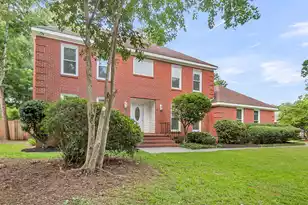 104 Stratford Dr, Summerville, SC 29485 - Photo 1